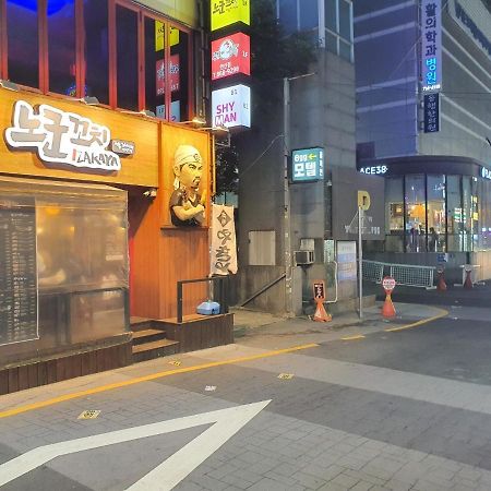 Egg Motel Busan Buitenkant foto